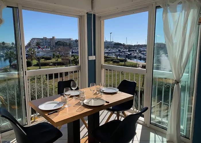 341 2 Pers Port Soleil Jolie Vue Port